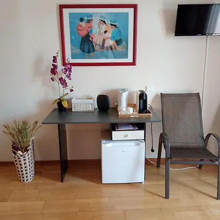 Black Hill Проживание в семье