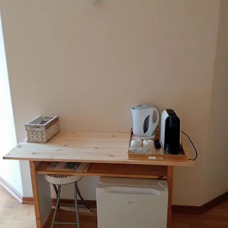 Проживание в семье Black Hill *